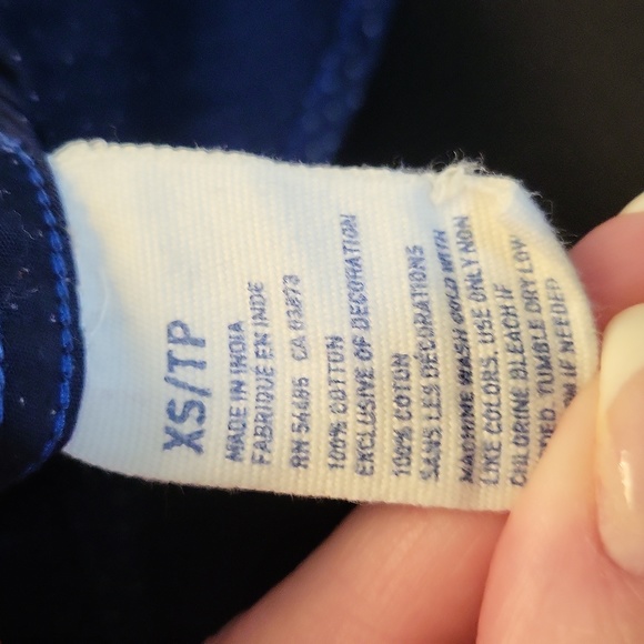 American Eagle Prep Fit Navy Dot Button Down Shirt - Picture 8 of 8